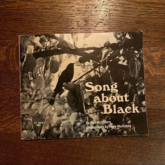 Vintage Early 70s Song About Black Picture Book By Ann McGovern - Picture 1 of 5